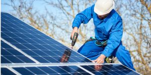 Installation Maintenance Panneaux Solaires Photovoltaïques à Courtacon